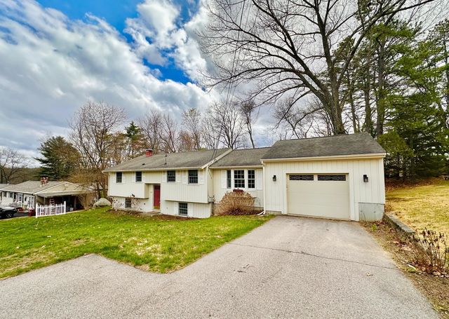 19 Pinewood Drive, Merrimack, NH 03054