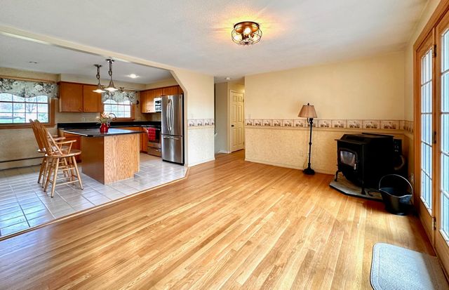 19 Pinewood Drive, Merrimack, NH 03054