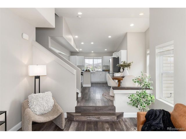 2062 Coach House Loop, Castle Rock, CO 80109