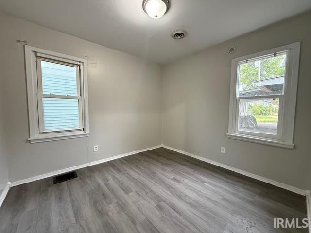 209 E Edgar Avenue, Mishawaka, IN 46545