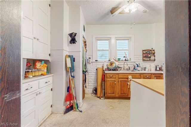 1652 Oregon Avenue, Steubenville, OH 43952