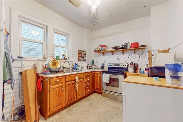 1652 Oregon Avenue, Steubenville, OH 43952