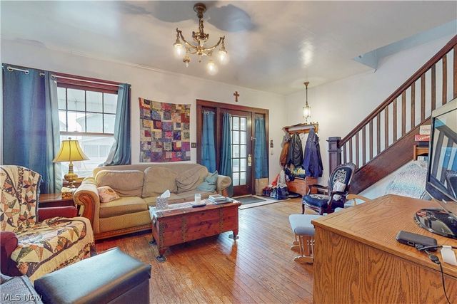 1652 Oregon Avenue, Steubenville, OH 43952