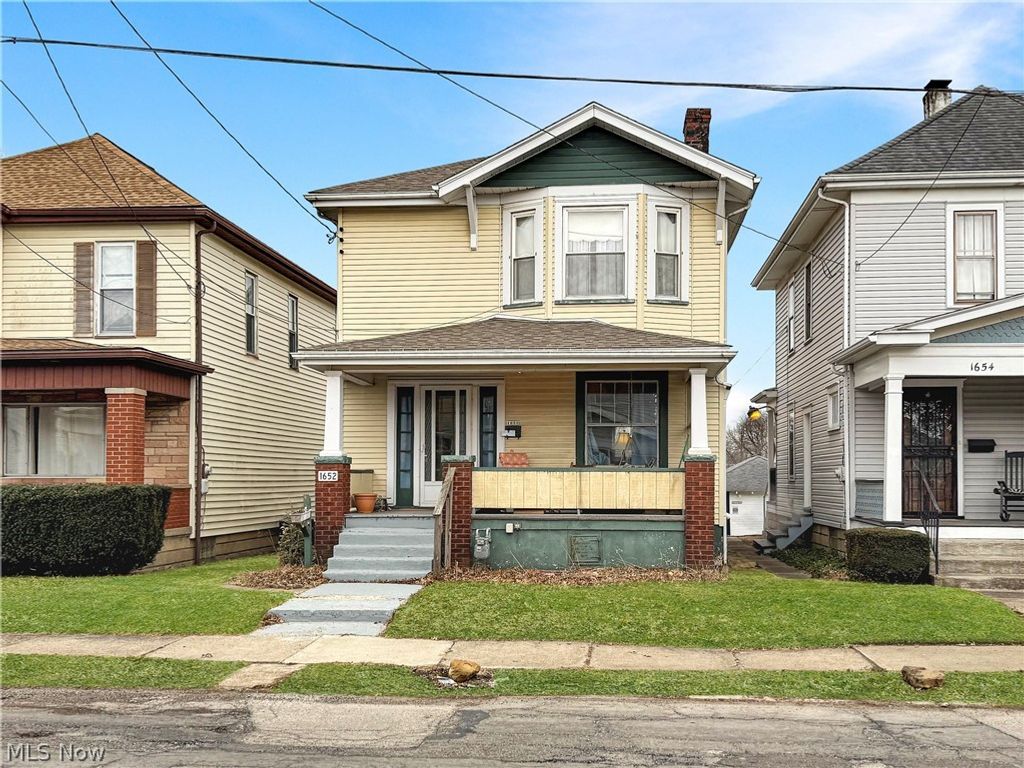 1652 Oregon Avenue, Steubenville, OH 43952