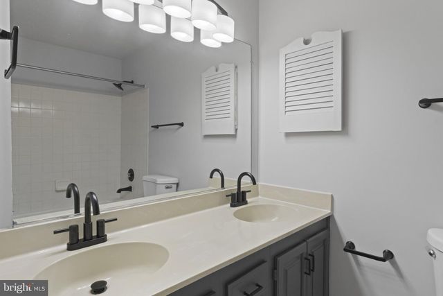 8603 ROCKY GAP CT, Lorton, VA 22079