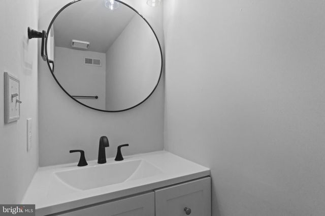 8603 ROCKY GAP CT, Lorton, VA 22079