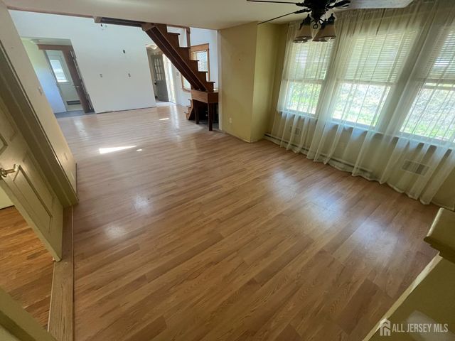 2 Park Place, East Brunswick, NJ 08850