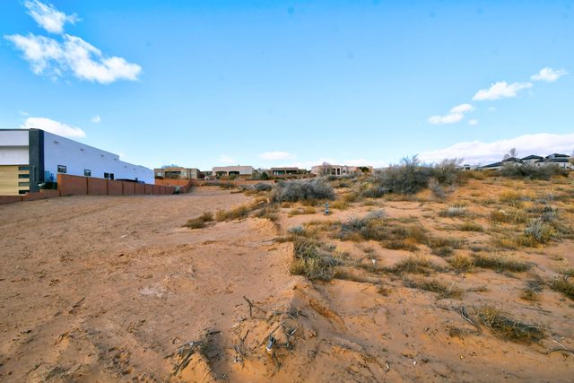 2307 14th Street SE, Rio Rancho, NM 87124