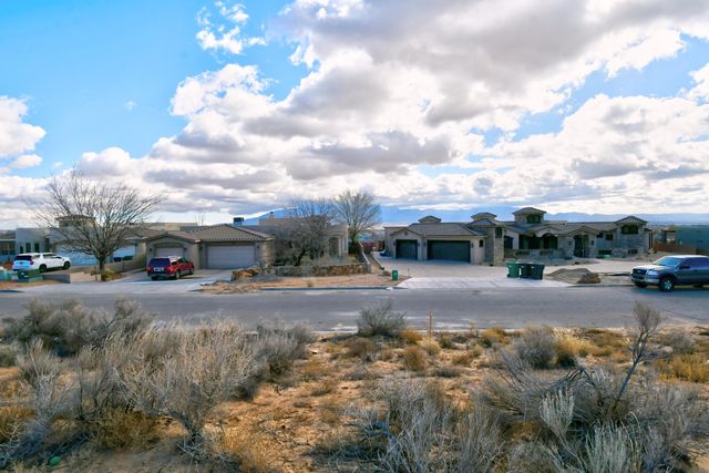 2307 14th Street SE, Rio Rancho, NM 87124