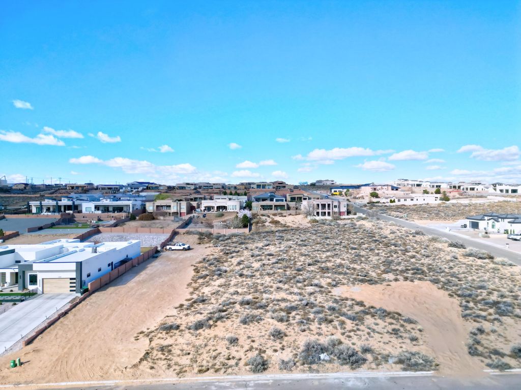 Image 1 of property listing at 2307 14th Street SE, Rio Rancho, NM 87124