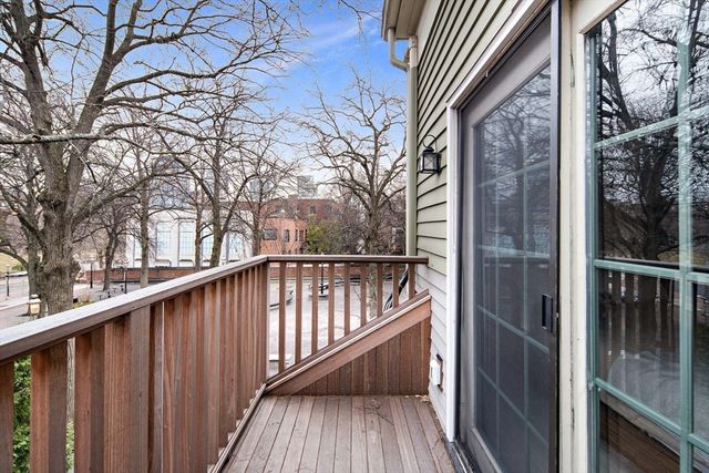 25 Harvard Sq, Boston, MA 02129