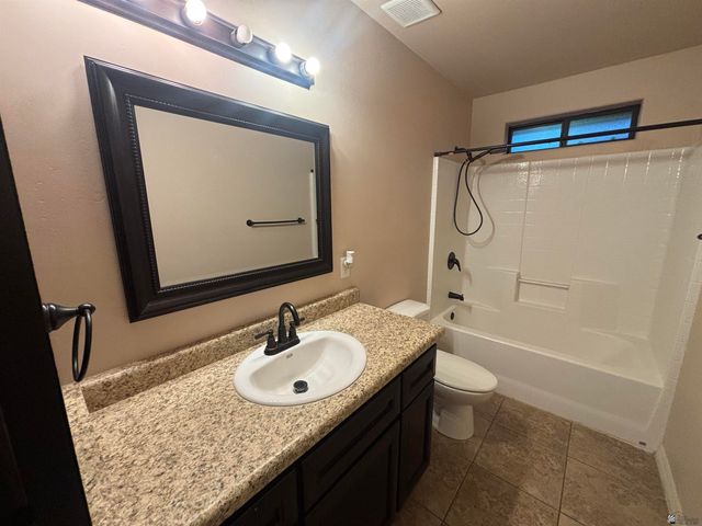 207 E 12 Pl, Somerton, AZ 85350