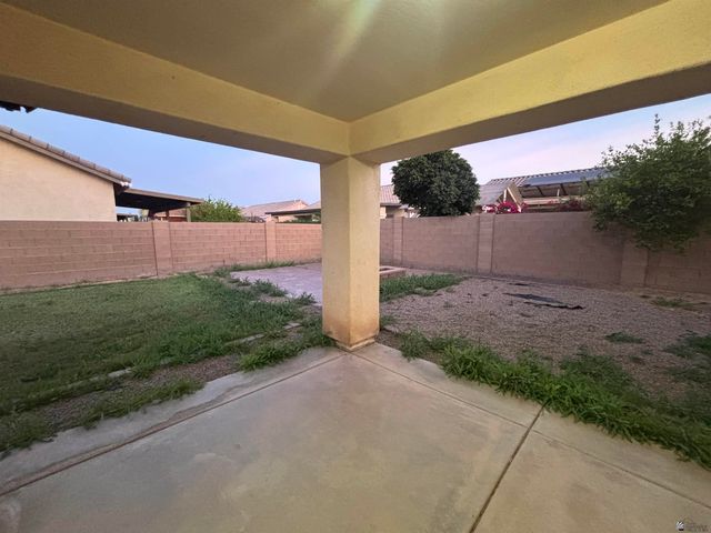 207 E 12 Pl, Somerton, AZ 85350