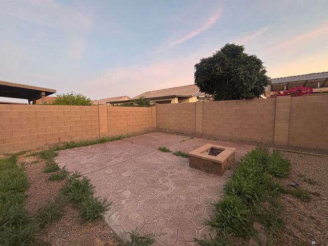 207 E 12 Pl, Somerton, AZ 85350