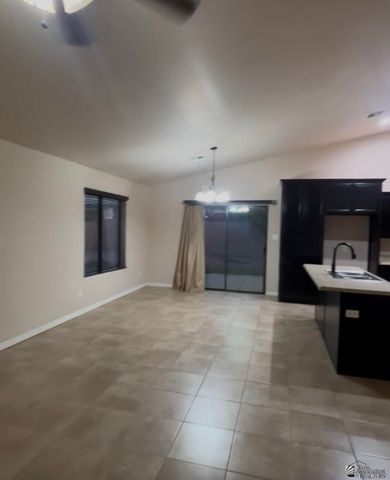 207 E 12 Pl, Somerton, AZ 85350
