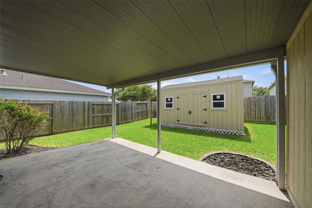 6611 Green Pear Lane, Houston, TX 77049