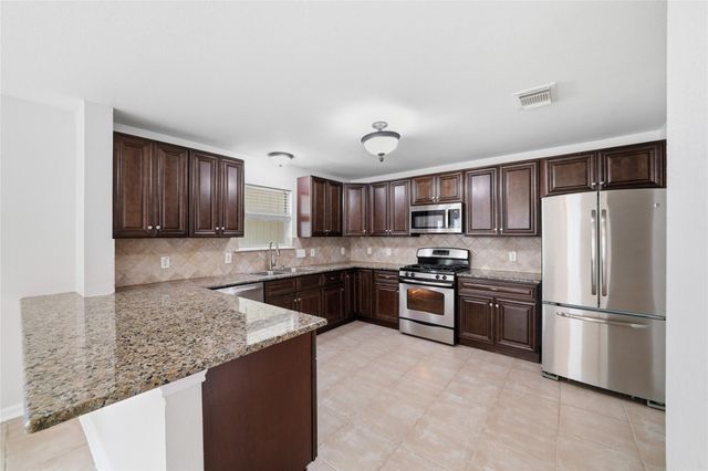 6611 Green Pear Lane, Houston, TX 77049