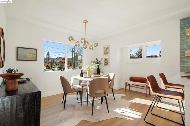 2151 Santa Rita St, Oakland, CA 94601