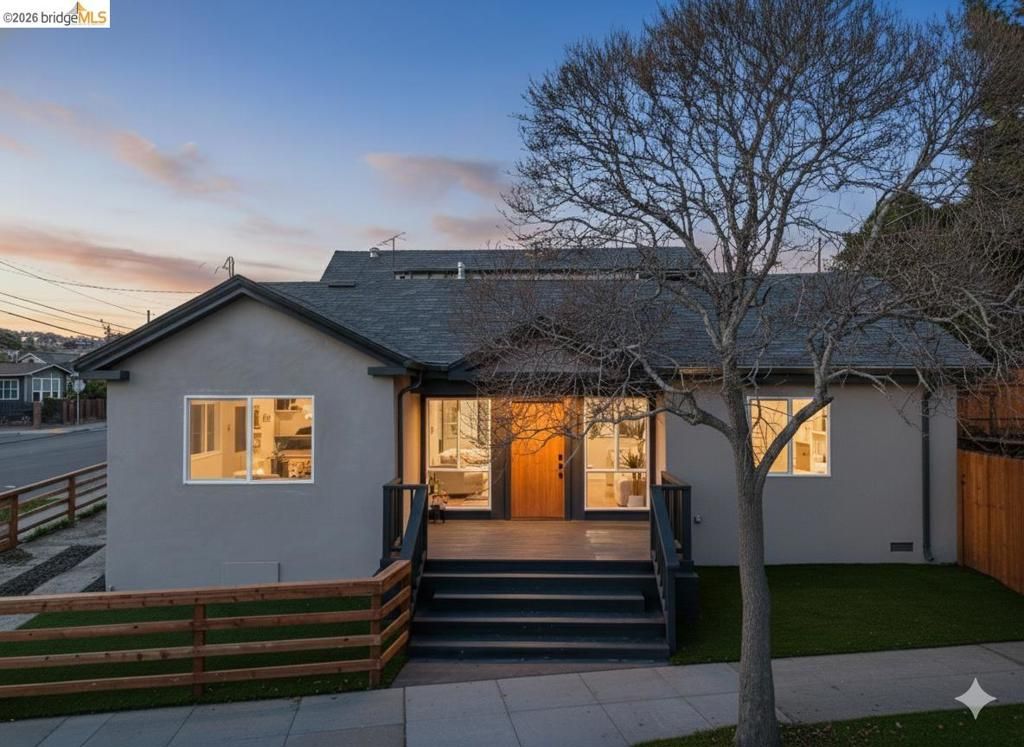 2151 Santa Rita St, Oakland, CA 94601