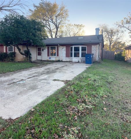 2421 Suffolk Lane, Lancaster, TX 75134