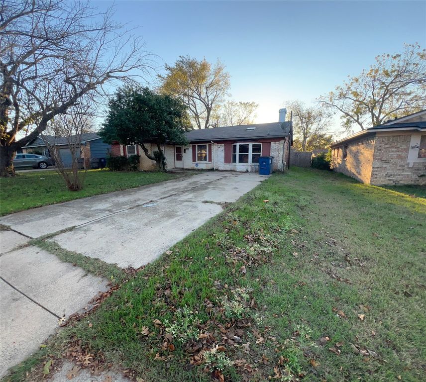 2421 Suffolk Lane, Lancaster, TX 75134