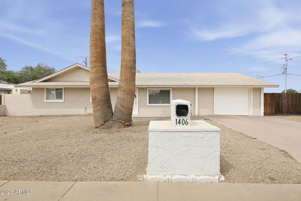1406 W ANDERSON Drive, Phoenix, AZ 85023 — photo 2