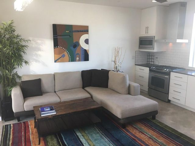 5517 Avenue G B, Austin, TX 78751