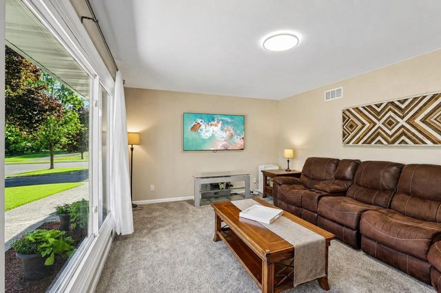 W7810 Star Court Road, Pardeeville, WI 53954