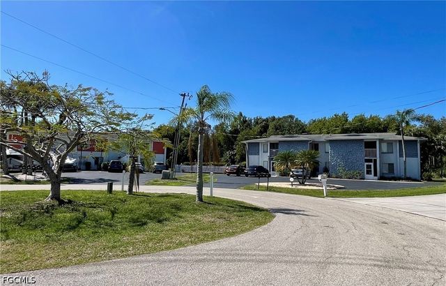 5775 Littlestone CT, North Fort Myers, FL 33903