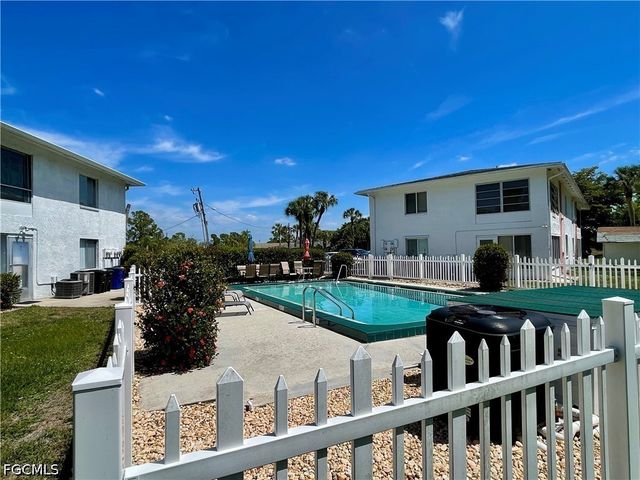 5775 Littlestone CT, North Fort Myers, FL 33903