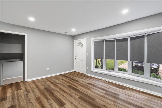 8207 W 127th Avenue, Cedar Lake, IN 46303