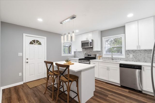 8207 W 127th Avenue, Cedar Lake, IN 46303