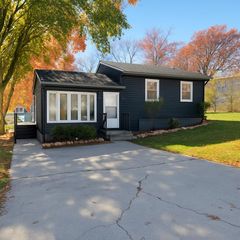 8207 W 127th Avenue, Cedar Lake, IN 46303