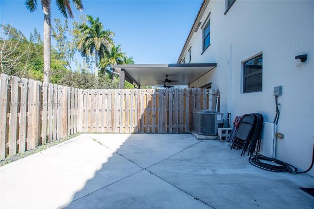 24534 SW 119th Pl, Homestead, FL 33032