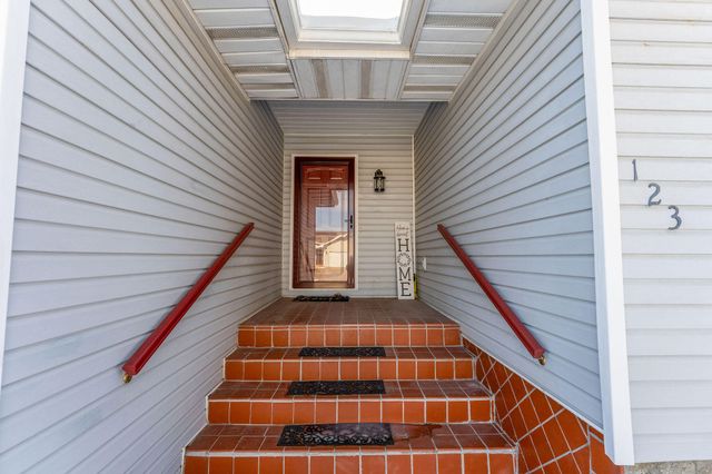 123 Primrose Lane, Branson, MO 65616