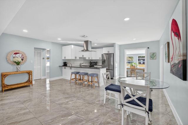 412 SW 11th Court, Fort Lauderdale, FL 33315