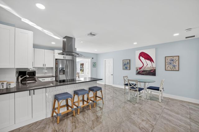 412 SW 11th Court, Fort Lauderdale, FL 33315