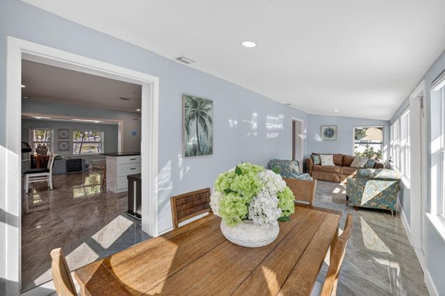 412 SW 11th Court, Fort Lauderdale, FL 33315