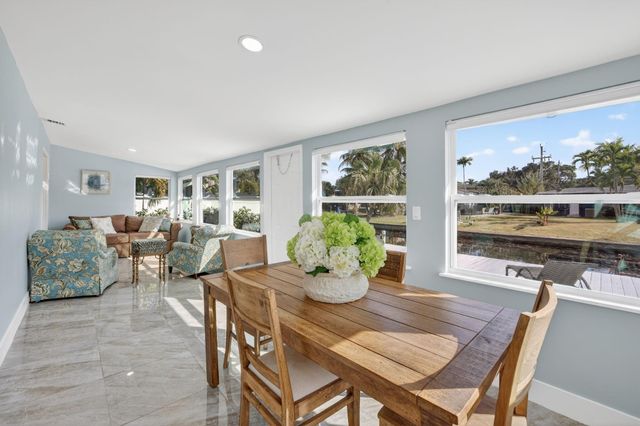 412 SW 11th Court, Fort Lauderdale, FL 33315