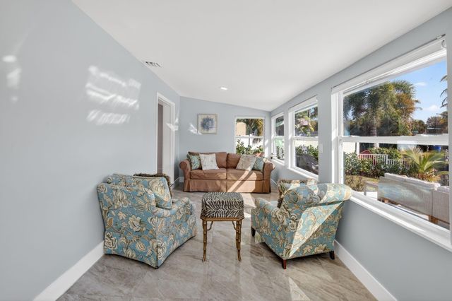 412 SW 11th Court, Fort Lauderdale, FL 33315