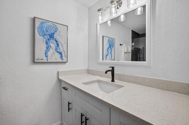 412 SW 11th Court, Fort Lauderdale, FL 33315