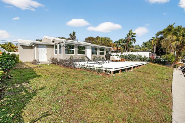 412 SW 11th Court, Fort Lauderdale, FL 33315