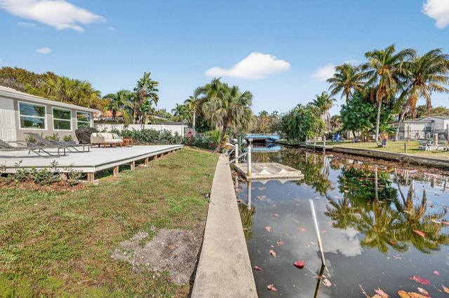 412 SW 11th Court, Fort Lauderdale, FL 33315