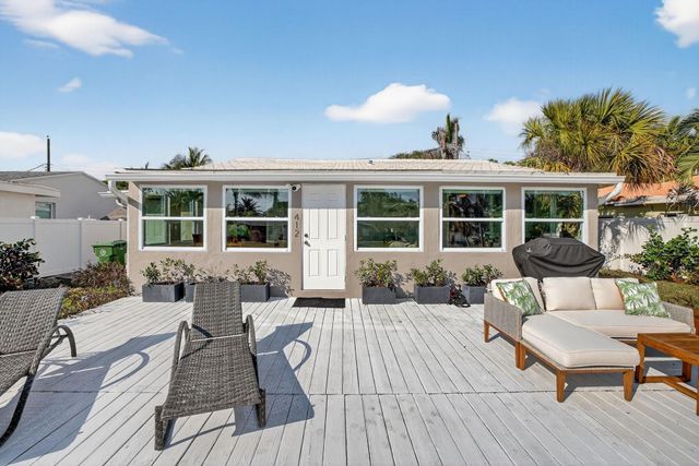 412 SW 11th Court, Fort Lauderdale, FL 33315