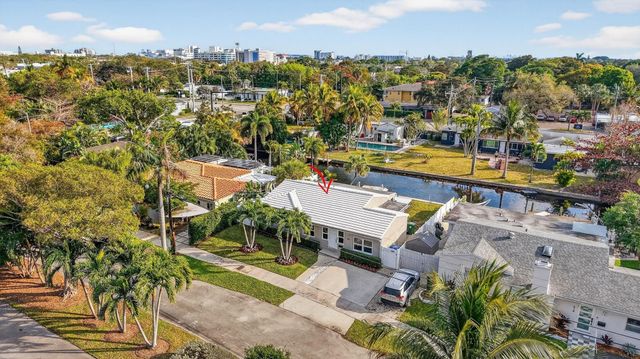 412 SW 11th Court, Fort Lauderdale, FL 33315