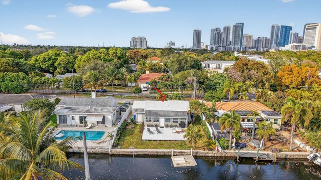 412 SW 11th Court, Fort Lauderdale, FL 33315