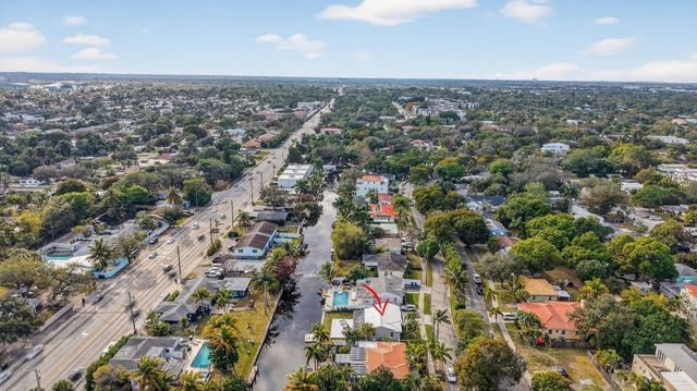 412 SW 11th Court, Fort Lauderdale, FL 33315