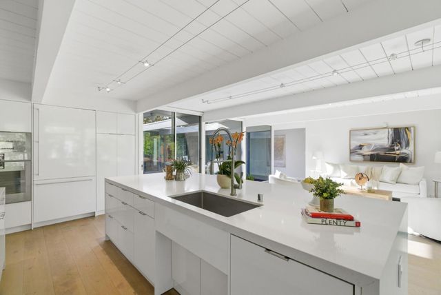 1656 Edmonton Avenue, Sunnyvale, CA 94087