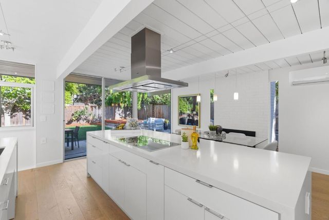 1656 Edmonton Avenue, Sunnyvale, CA 94087