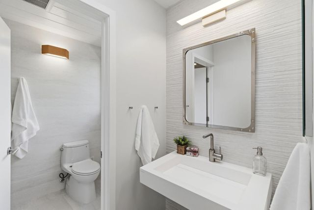 1656 Edmonton Avenue, Sunnyvale, CA 94087